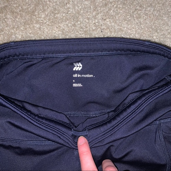 Target All in Motion 7/8 run tights sz SM - Picture 7 of 7